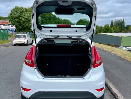 Ford Fiesta 1.25 Zetec 5dr 37