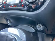 Nissan Juke 1.2 DIG-T N-Connecta Euro 6 (s/s) 5dr 54