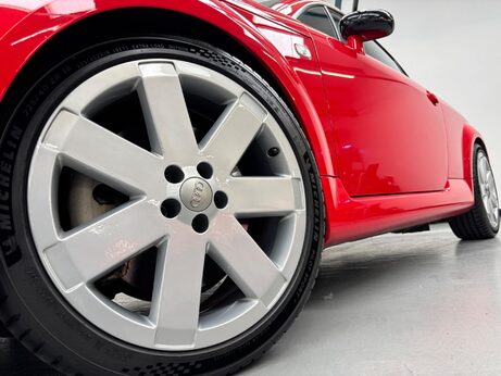 Audi TT 3.2 V6 quattro 2dr 2