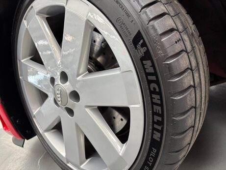 Audi TT 3.2 V6 quattro 2dr 3