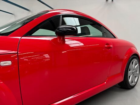 Audi TT 3.2 V6 quattro 2dr 5