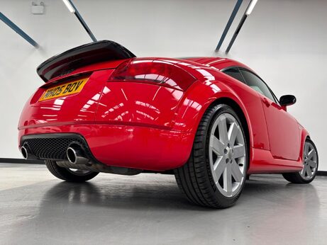 Audi TT 3.2 V6 quattro 2dr 27