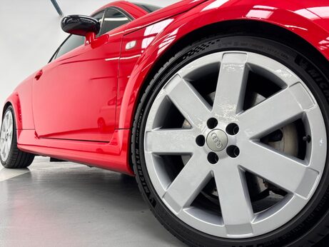 Audi TT 3.2 V6 quattro 2dr 38