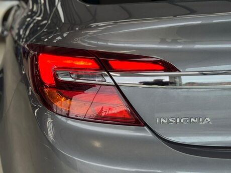 Vauxhall Insignia 2.0 CDTi Elite Nav Auto Euro 6 5dr 86