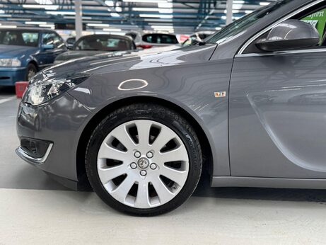 Vauxhall Insignia 2.0 CDTi Elite Nav Auto Euro 6 5dr 6