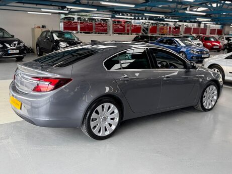 Vauxhall Insignia 2.0 CDTi Elite Nav Auto Euro 6 5dr 15