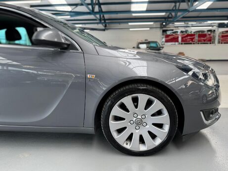Vauxhall Insignia 2.0 CDTi Elite Nav Auto Euro 6 5dr 18
