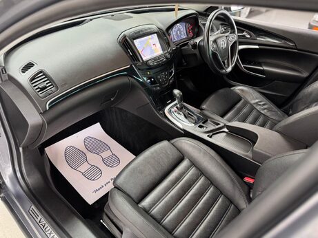 Vauxhall Insignia 2.0 CDTi Elite Nav Auto Euro 6 5dr 21