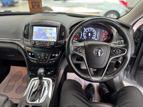 Vauxhall Insignia 2.0 CDTi Elite Nav Auto Euro 6 5dr 23