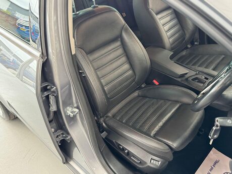 Vauxhall Insignia 2.0 CDTi Elite Nav Auto Euro 6 5dr 56