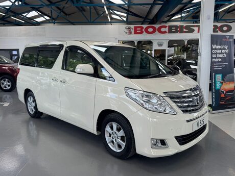 Toyota Estima 4