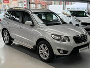 Hyundai SANTA FE 2.2 CRDi Premium Auto 4WD Euro 5 5dr (5 seat) 4