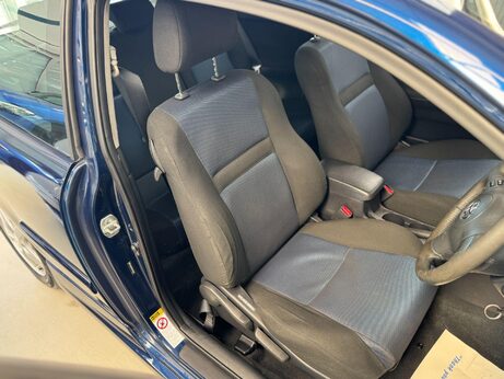Toyota Corolla 1.4 VVT-i T3 3dr 42