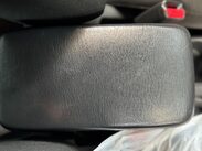 Toyota Corolla 1.4 VVT-i T3 3dr 33