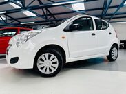 Suzuki Alto 1.0 12V SZ Euro 5 5dr 4