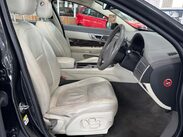 Jaguar XF 3.0d V6 Portfolio Auto Euro 5 4dr 17