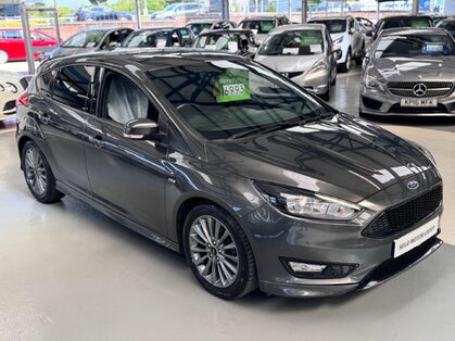 Ford Focus 1.0T EcoBoost ST-Line Euro 6 (s/s) 5dr