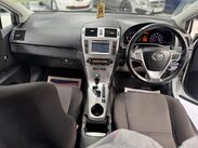 Toyota Avensis 2.2 D-CAT Icon Plus Tourer Auto Euro 5 5dr 25