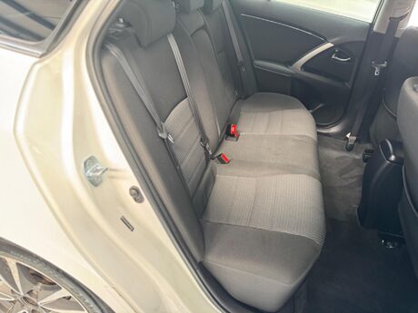 Toyota Avensis 2.2 D-CAT Icon Plus Tourer Auto Euro 5 5dr 71