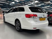 Toyota Avensis 2.2 D-CAT Icon Plus Tourer Auto Euro 5 5dr 14