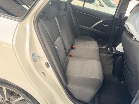 Toyota Avensis 2.2 D-CAT Icon Plus Tourer Auto Euro 5 5dr 27