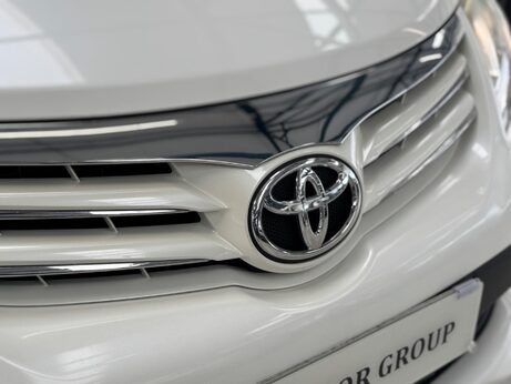 Toyota Avensis 2.2 D-CAT Icon Plus Tourer Auto Euro 5 5dr 74