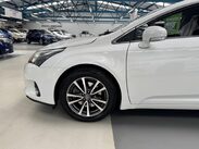 Toyota Avensis 2.2 D-CAT Icon Plus Tourer Auto Euro 5 5dr 9