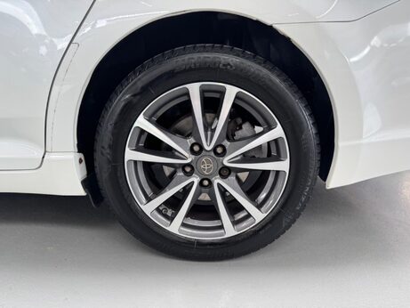 Toyota Avensis 2.2 D-CAT Icon Plus Tourer Auto Euro 5 5dr 90