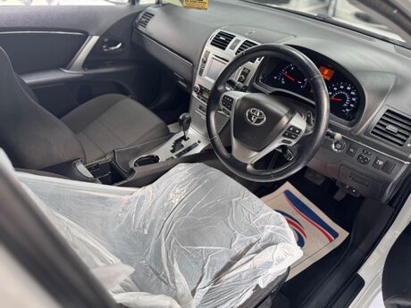 Toyota Avensis 2.2 D-CAT Icon Plus Tourer Auto Euro 5 5dr 3