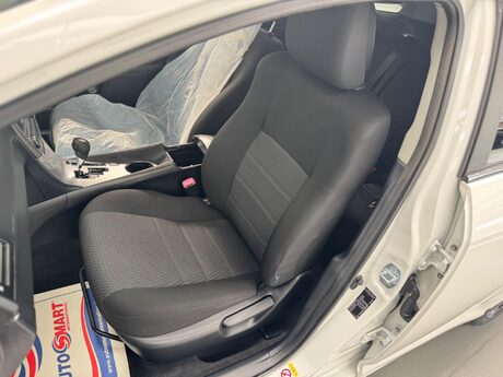 Toyota Avensis 2.2 D-CAT Icon Plus Tourer Auto Euro 5 5dr 64