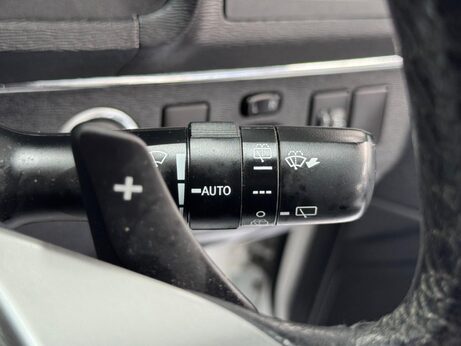 Toyota Avensis 2.2 D-CAT Icon Plus Tourer Auto Euro 5 5dr 46