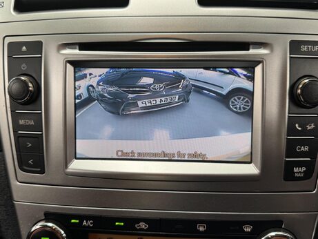 Toyota Avensis 2.2 D-CAT Icon Plus Tourer Auto Euro 5 5dr 33