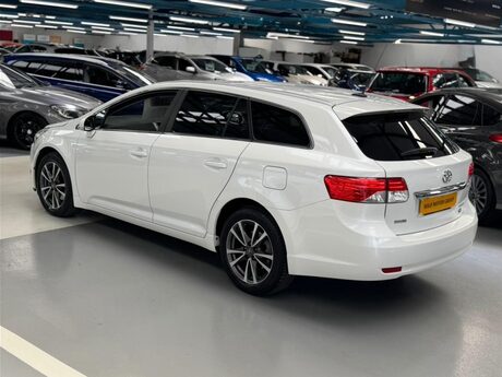 Toyota Avensis 2.2 D-CAT Icon Plus Tourer Auto Euro 5 5dr 96