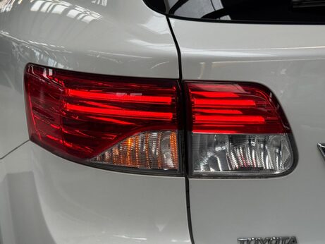 Toyota Avensis 2.2 D-CAT Icon Plus Tourer Auto Euro 5 5dr 79