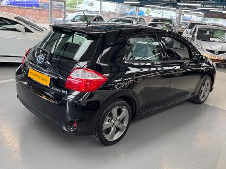 Toyota Auris 1.8 VVT-h T Spirit CVT Euro 5 (s/s) 5dr 13