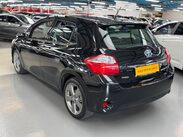 Toyota Auris 1.8 VVT-h T Spirit CVT Euro 5 (s/s) 5dr 14