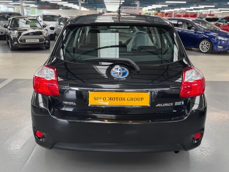 Toyota Auris 1.8 VVT-h T Spirit CVT Euro 5 (s/s) 5dr 11