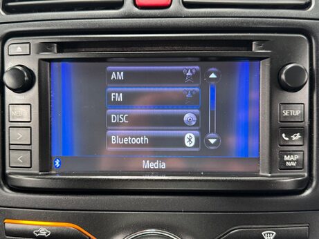 Toyota Auris 1.8 VVT-h T Spirit CVT Euro 5 (s/s) 5dr 32