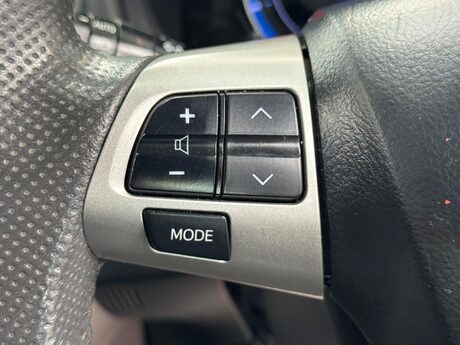 Toyota Auris 1.8 VVT-h T Spirit CVT Euro 5 (s/s) 5dr 42
