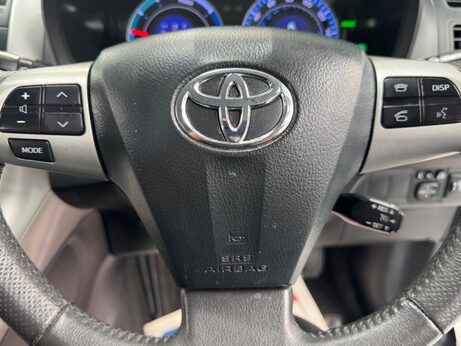 Toyota Auris 1.8 VVT-h T Spirit CVT Euro 5 (s/s) 5dr 39