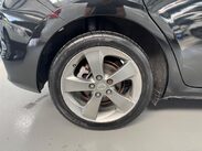 Toyota Auris 1.8 VVT-h T Spirit CVT Euro 5 (s/s) 5dr 82