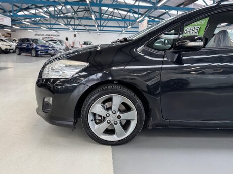 Toyota Auris 1.8 VVT-h T Spirit CVT Euro 5 (s/s) 5dr 6