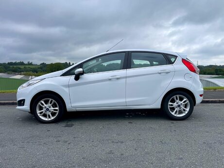 Ford Fiesta 1.25 Zetec Euro 6 5dr 12