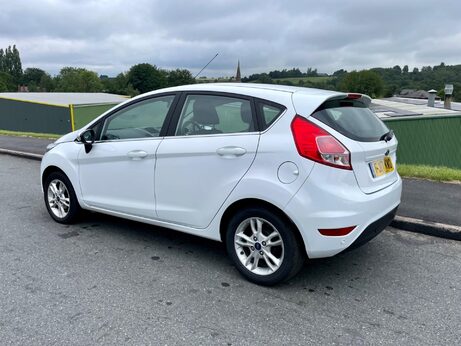 Ford Fiesta 1.25 Zetec Euro 6 5dr 10