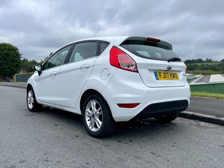 Ford Fiesta 1.25 Zetec Euro 6 5dr 9