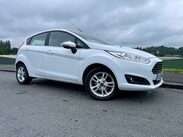 Ford Fiesta 1.25 Zetec Euro 6 5dr 10