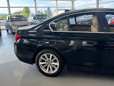 BMW 5 Series 2.0 520d SE Euro 6 (s/s) 4dr 27