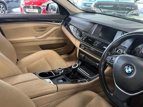 BMW 5 Series 2.0 520d SE Euro 6 (s/s) 4dr 16