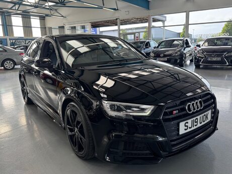 Audi S3 2.0 TFSI Black Edition Sportback S Tronic quattro Euro 6 (s/s) 5dr 9