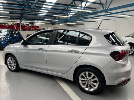 Fiat Tipo 1.4 MPI Easy Plus Euro 6 5dr 3